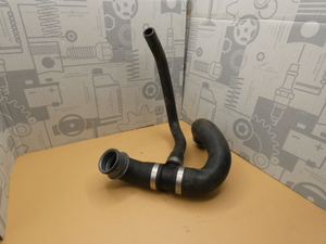 Original Mercedes-Benz Kühlerschlauch unten. Sprinter W906, W907 (OM642) 1