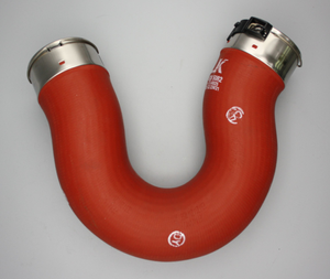 Original Mercedes-Benz Ladeluftschlauch an Ladeluftkühler rechts, Sprinter 900, 906, 907 2