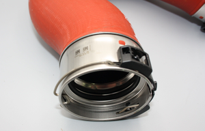 Original Mercedes-Benz Ladeluftschlauch an Ladeluftkühler rechts, Sprinter 900, 906, 907 3