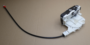 Original Mercedes-Benz Türschloss Hecktür. Sprinter W906 4