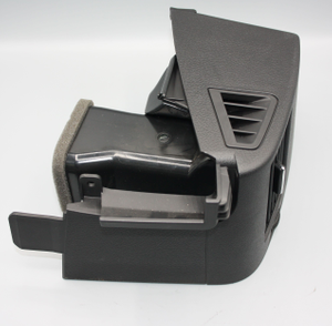 Original Mercedes-Benz Luftdüse rechts. Sprinter W906 2