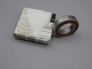 Original Mercedes-Benz Kugellager-Kurbelwelle. OM 904. Atego 4