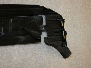 Original Mercedes-Benz Luftführung vorne, unten, Kühler. Sprinter 907 4