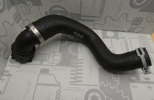 Original Mercedes-Benz Kühlerschlauch rechts. Sprinter W910 (OM651) 2