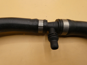 Original Mercedes-Benz Rücklaufleitung Heizung. Actros 5