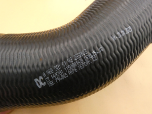 Original Mercedes-Benz Kühlerschlauch Thermostat zum Kühlereinlauf. Actros 6