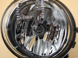 Original Mercedes-Benz Nebelscheinwerfer links. Actros 4