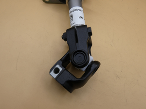 Original Mercedes-Benz Lenkspindel. LKW 18..L, 20..L, 25..L, 26..L, 30..L 4