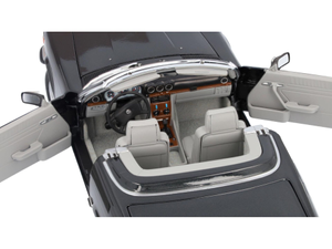 Original Mercedes-Benz Modellauto MB300SL 1:18 (1985-1989) 4