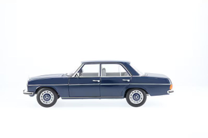 Original Mercedes-Benz Modellauto "Strich 8" W114/W115 1:18 (1968-1973) 3