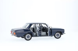 Original Mercedes-Benz Modellauto "Strich 8" W114/W115 1:18 (1968-1973) 6