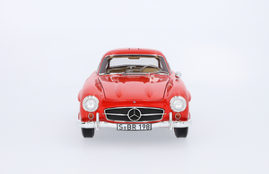 Original Mercedes Benz 300 SL Coupé (1954-1963) W 198 1:18 Modell 4