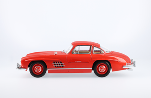Original Mercedes Benz 300 SL Coupé (1954-1963) W 198 1:18 Modell 5