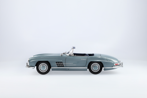 Original Mercedes Benz 300 SL Roadster W 198 II (1957-1963) 1:18 2