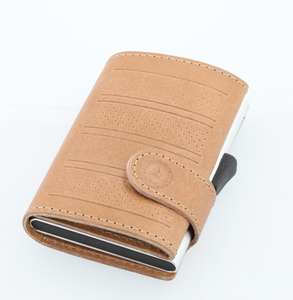 Original Mercedes-Benz Minigeldbörse aus Cognac Rindleder mit RFID-Schutz 2