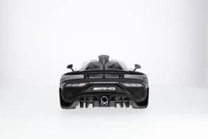 Original AMG 1:12 Modellauto Mercedes-AMG ONE C298 silber/schwarz Sternenmuster 6