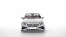 Original Mercedes-Benz E-Klasse W214 Modellauto 1:18 grau -