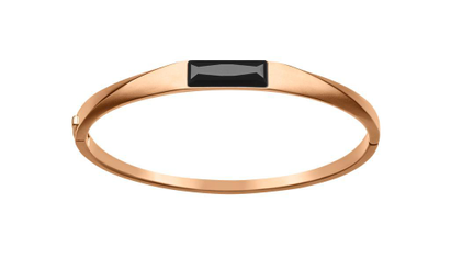 Armreif mit schwarzem Kristall