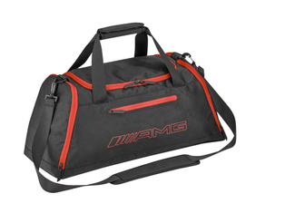 Sporttasche schwarz mit AMG-Logo, geschlossen