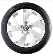 Volkswagen-T-Roc-Komplettrad-Winter-Aluminium-Silber