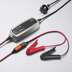 Audi-Batterieladegerät