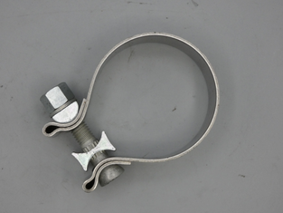 Original Mercedes-Benz Auspuff-Rohrschelle. W216, W221, W447