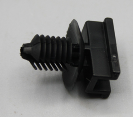 Original Mercedes-Benz Befestigungsklammer (5 Stück)