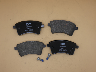 Original Mercedes-Benz Bremsklötze vorne. Citan W415