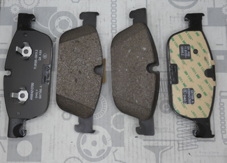 Original Mercedes-Benz Bremsklotz-Satz vorne. ML/GL/GLE W166, GLE W292