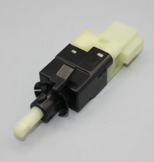 Original Mercedes-Benz Bremslichtschalter. A-Klasse, E-Klasse, B-Klasse, Viano, Sprinter