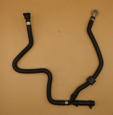 Original Mercedes-Benz Entlüftungsleitung an Ausgleichbehälter. Actros