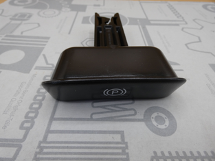 Original Mercedes-Benz Entriegelungsgriff Feststellbremse C-Klasse W203, CLK W209