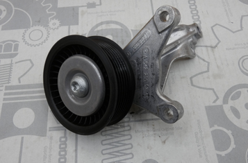 Träger mit Umlenkrolle