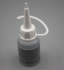 Original Mercedes-Benz Spezial-Gleitmittel 30ml. (A0009893660)