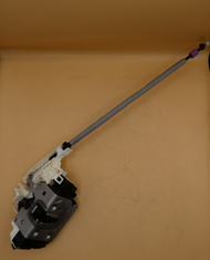 Original Mercedes-Benz Türschloss vorne links. C-Klasse W204, GLK, E-Klasse 207, 212