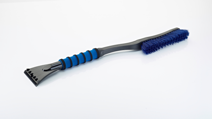 Volkswagen Eiskratzer mit Schneebesen – Stabil und handlich-1