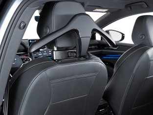 Volkswagen Kleiderbügel – Reise- und Komfortsystem-1