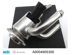 Einspritzdüse AdBlue. C-Klasse 206, Sprinter, GLC, GLS, E-Klasse *A0004905300*-1