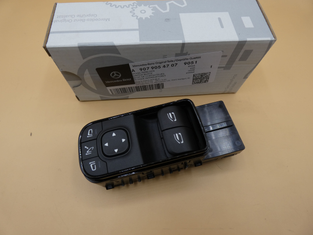 Original Mercedes-Benz Schalterblock Tür links. Sprinter W907, W910-2