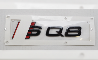 Original Audi SQ8 Schriftzug Heckklappe schwarz-1