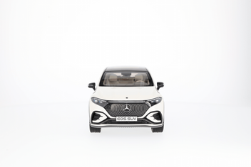 Original Mercedes-Benz EQS SUV AMG Line X296 Modellauto diamantweiß - 
